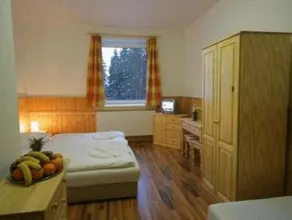 Hotel Lesana - Image 5