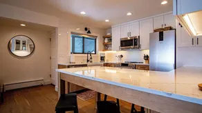 Classy, contemporary, cozy, Sun Valley con with Community & Resort Amenities - Image 4
