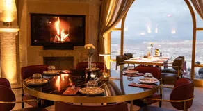 Millstone Cave Suites Hotel - Image 4