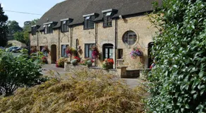 Stow Lodge Hotel - Image 4