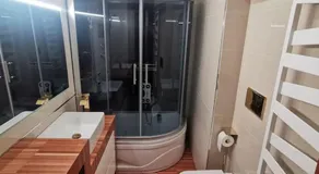 Elegance & Design - Image 2