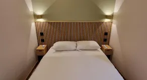 Hotel Du Centre - Image 2