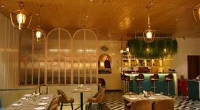 Jannat Hotel - Image 4