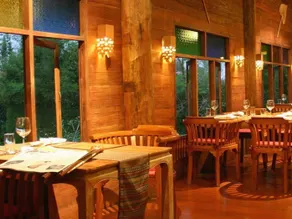 Wild Orchid Villa Bangkok - Image 3