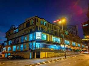 Hotel 98 - Image 3