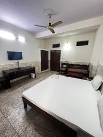 Hotel Rajdeep - Image 4