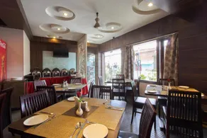 Rajdarbar Hotel & Banquets - Image 4