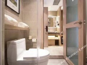 Atour Hotel Three Lanes and Seven Alleys Fuzhou - Image 3