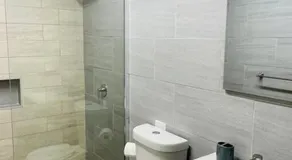 Hollywood Apartments - C - Image 2