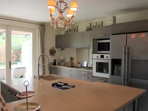 Grandeur Villa in Eygalières with Pool & 2 Terraces - Image 4