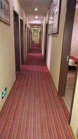 Bei Jing Yi Jun Yuan Hotel - Image 3