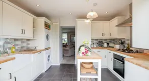 Swallowship Cottage - Image 4