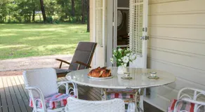 Lillians on Lovedale - Image 4