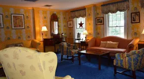 Deerfield Inn - Image 4