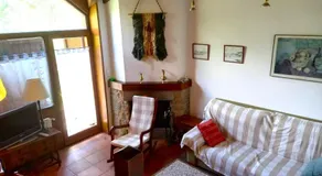 Casa con jardín en Guils - Image 2