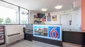 Motel 6-Glassboro, NJ - Rowan University - Image 3