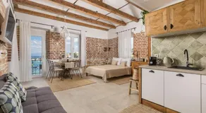 The House - Image 3
