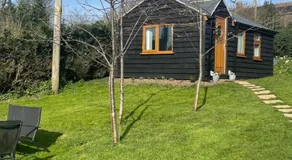 The Orchard Cabin - Image 5