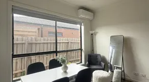 Peaceful Private Room in Wyndham Vale - Image 4