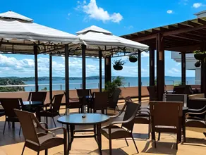 Gold Crest Hotel - Image 5