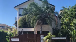 BEACHSIDE COURT UNIT 9 - Image 5