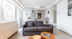 Wonderful Two Bedroom Apartment at Limpertsberg with Parking, near Tram - Image 4