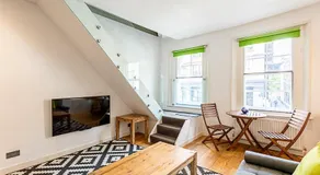 Farringdon Leo Loft - Image 2