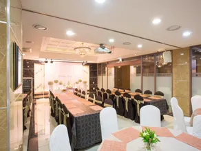 Tongyeong Anchovy Tourist Hotel - Image 5
