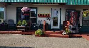 100 Mile Motel & RV Park - Image 3