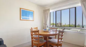 Cheltenham Apartments Unit 11 40 King St - Image 4
