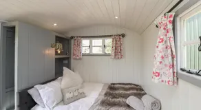 The Shepherds Hut - Image 2
