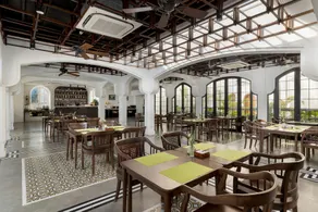 Paul Chabot Hotel - Image 2