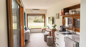 Tuckers Lane Boutique Accommodation - Image 5