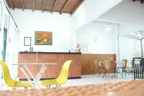 Rumah Syariah & Kolam Renang Bugenville Guesthouse - Image 3