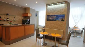 Hotel Montecarlo - Image 5