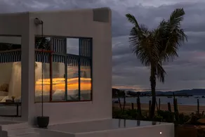 iSea by the sea - Image 5
