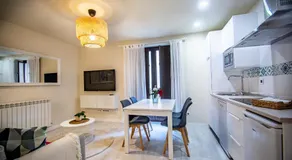 Apartamentos UXAMA LUXURY EPONA - junto a la Plaza Mayor con ascensor - Image 5