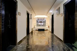 Hotel O Flora - Image 3