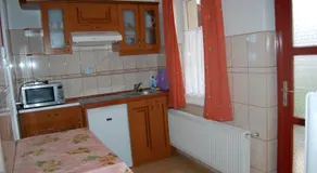 Zách Klára utcai Apartman - Image 3