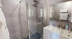 Chambre privée chez l'habitant avec accès à des espaces partagés - Image 4