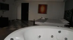 Spat Rooms VIP - Image 3