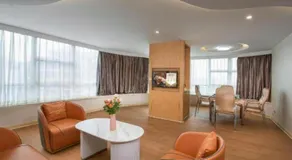 Venus International Hotel Guangdong Huizhou West Lake - Image 3