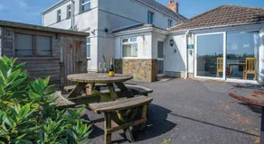 Lundy Lodge – 1 Bedroom Annex – Rhossili - Image 5