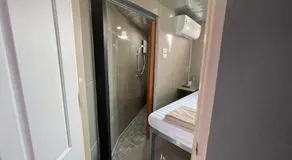 Charinsup Pinklao Hotel - Image 2