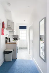 London Central Suits - Comfortable Rooms - Image 5
