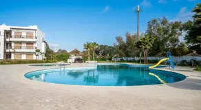 Luxury Stay- Confort, Parking & Doubles Piscines - Image 3