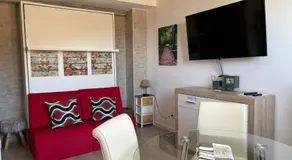 ACOGEDOR ESTUDIO FAMILIARE 2-4 Per ZONA BAJA - Image 4