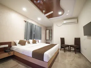 Hotel Balaji Square - Image 3