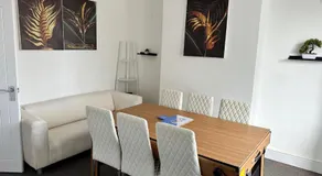 Airrose 3bed with games for fun - Image 4
