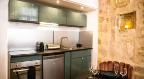 Suite romantique avec Jacuzzi - Hypercentre, Place Jean Jaurès - Image 2